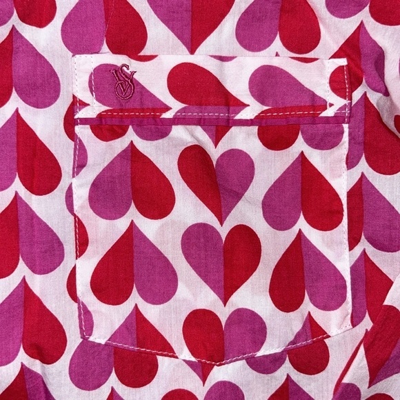 VICTORIA’S SECRET Heart Print Long Sleeve Button Up Shirt Size Medium - Picture 2 of 4
